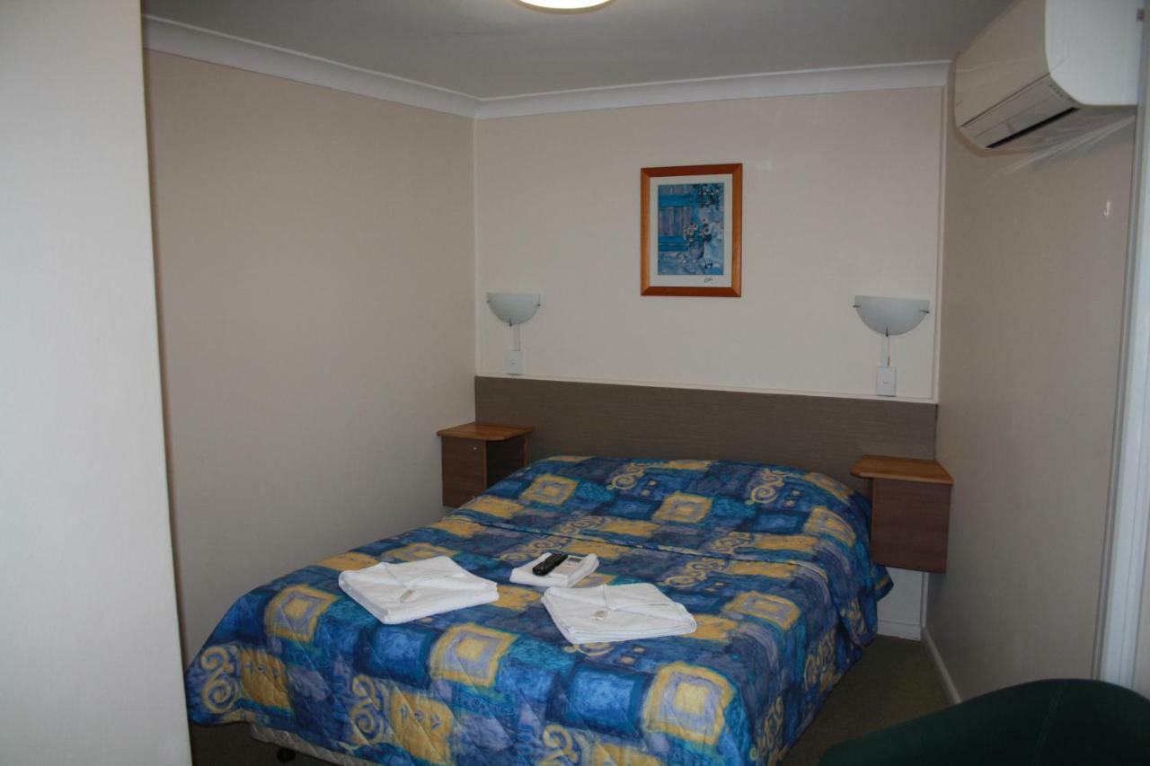 Linwood Lodge Motel Sidney Exterior foto